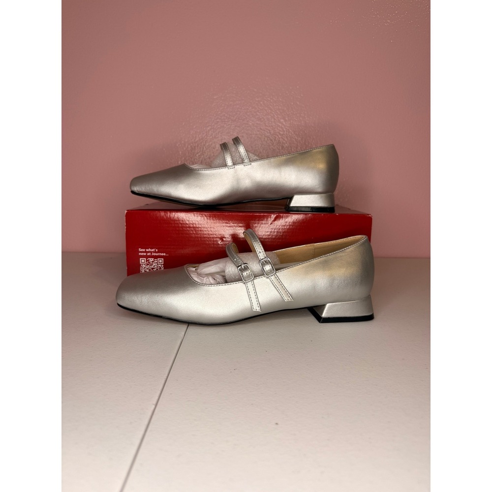 Journee Collection Gredah Silver Metallic Double Strap Mary Jane Flats 8W New